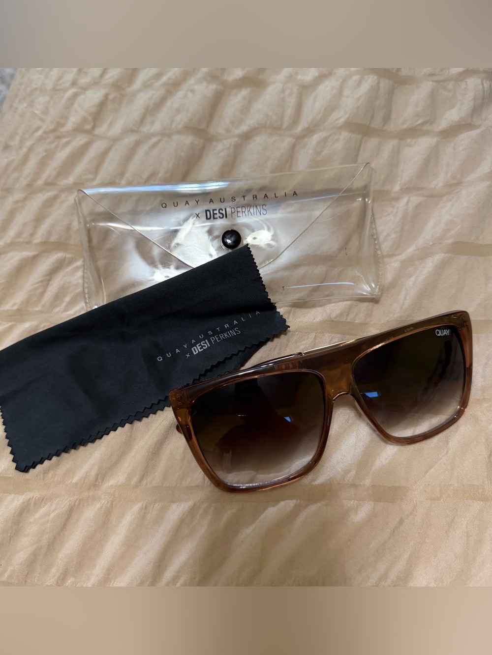 Quay Australia x Desi Perkins OTL II Sunglasses